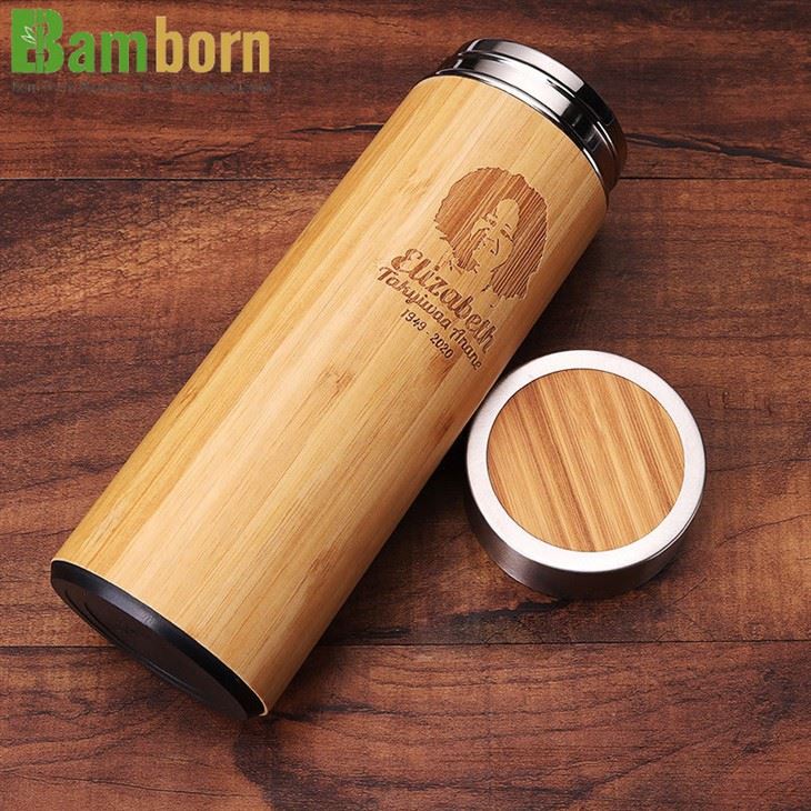 Bouteille thermos en bambou gravée